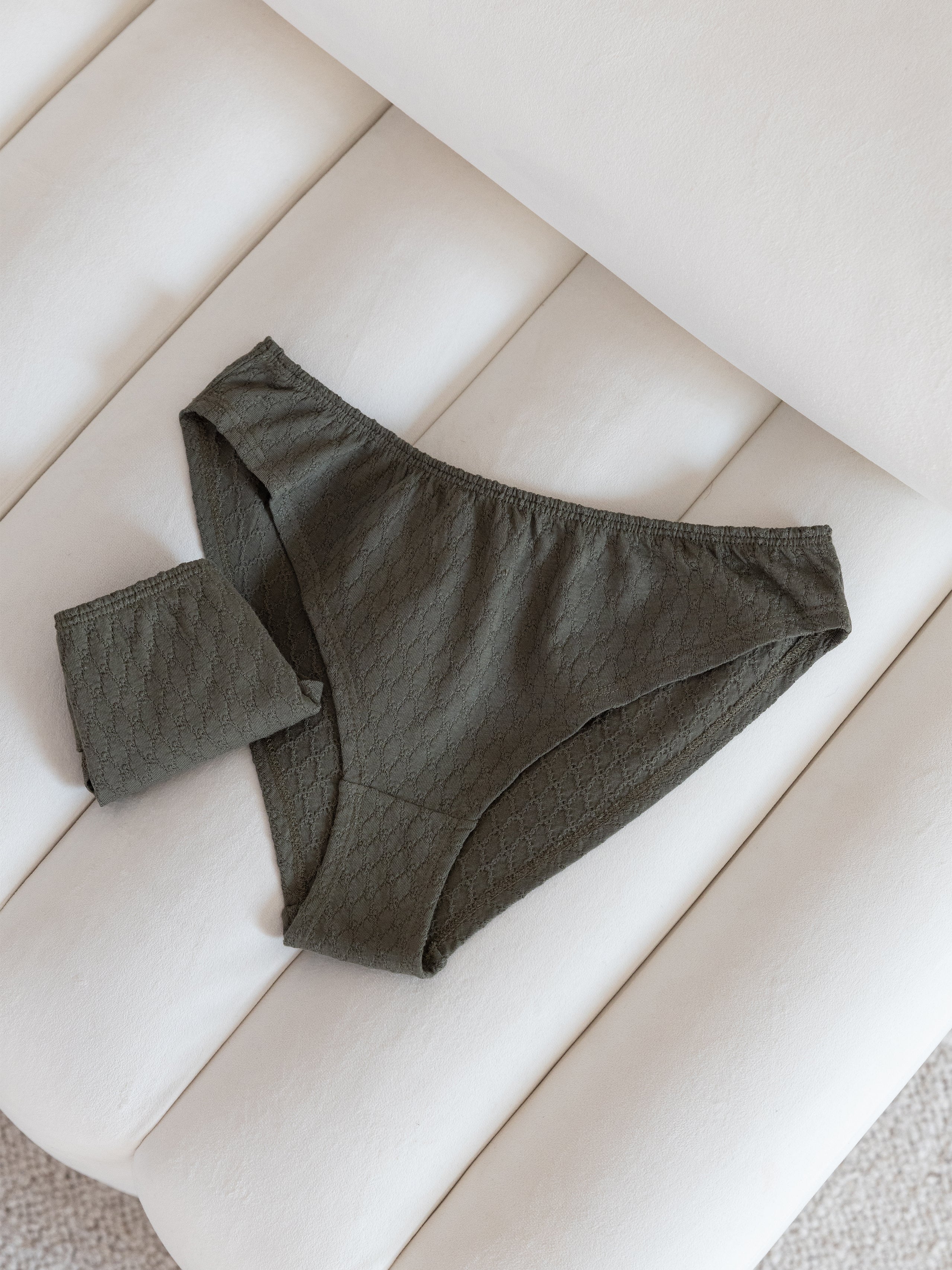 Figi damskie ażurowe 2-pak