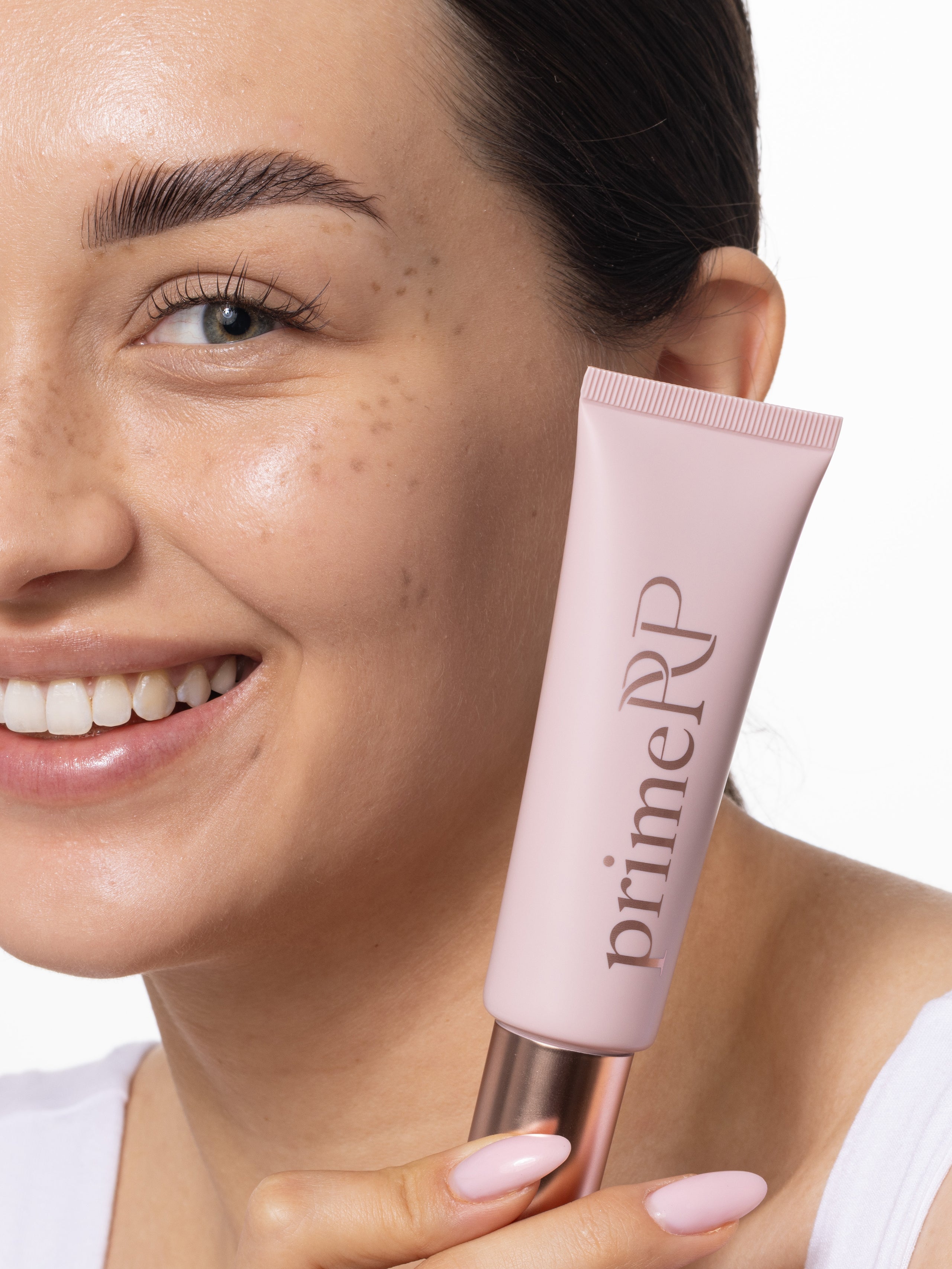 PrimeRP nawilżająca emulsja rozświetlająca