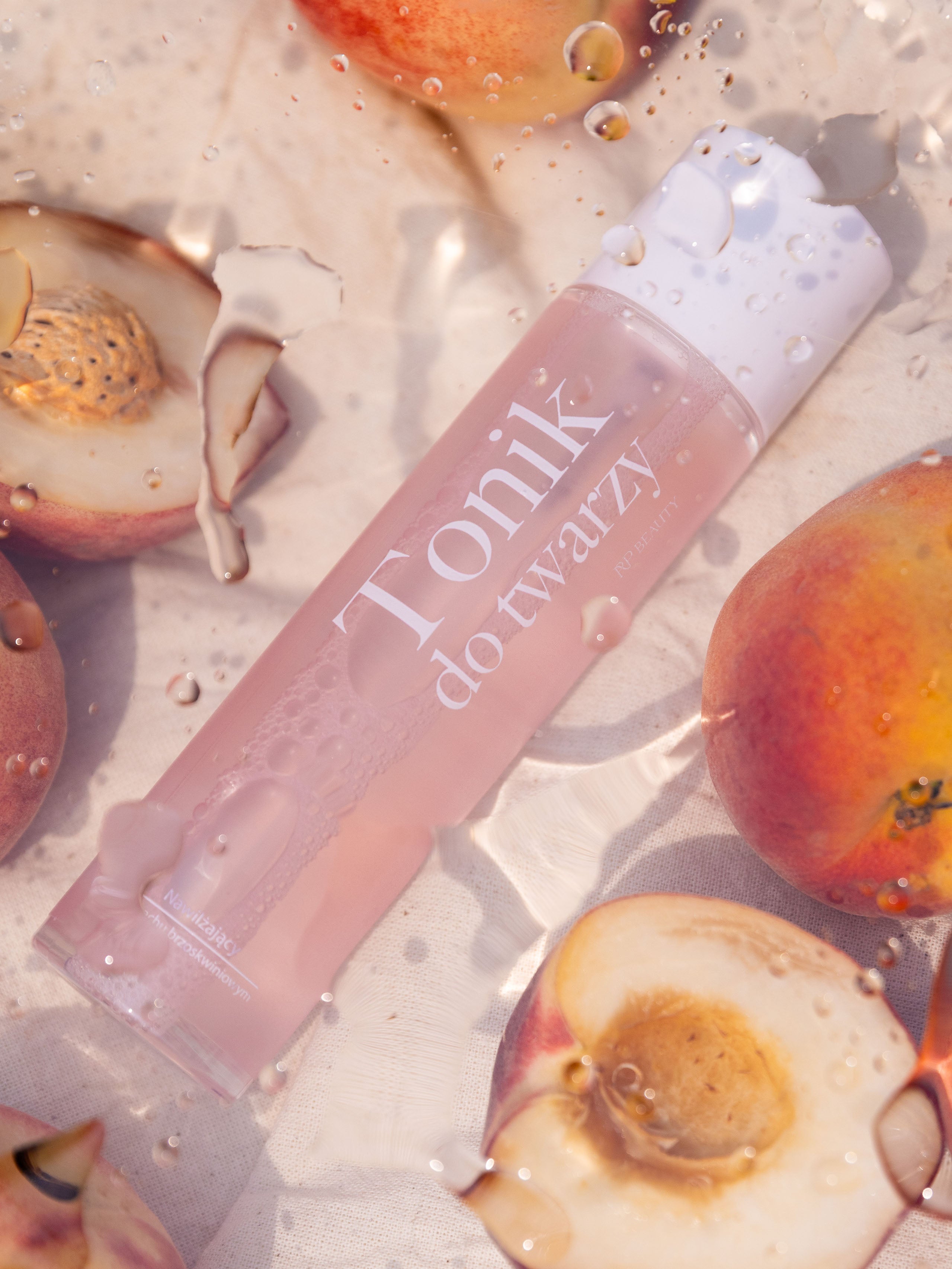 Nawilżający tonik do twarzy