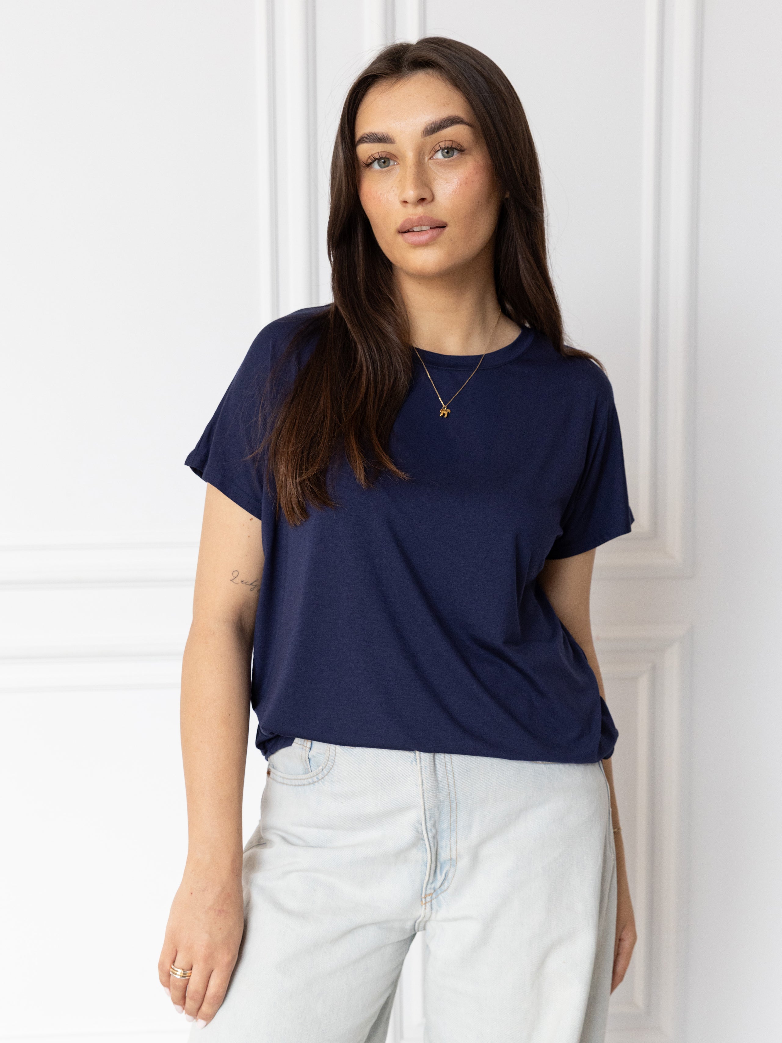 T-shirt Wiki