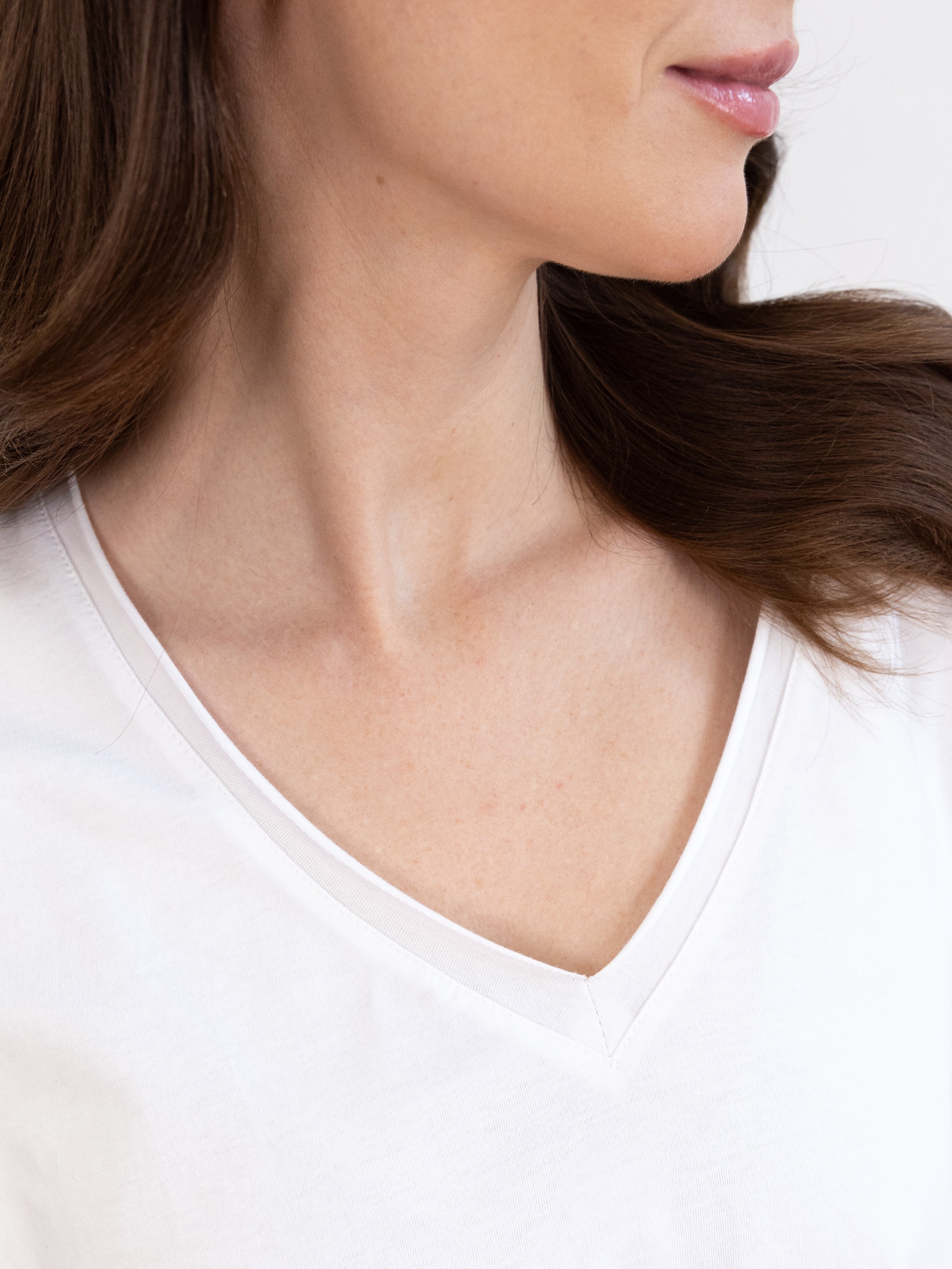 T-shirt Ola krótki rękaw serek