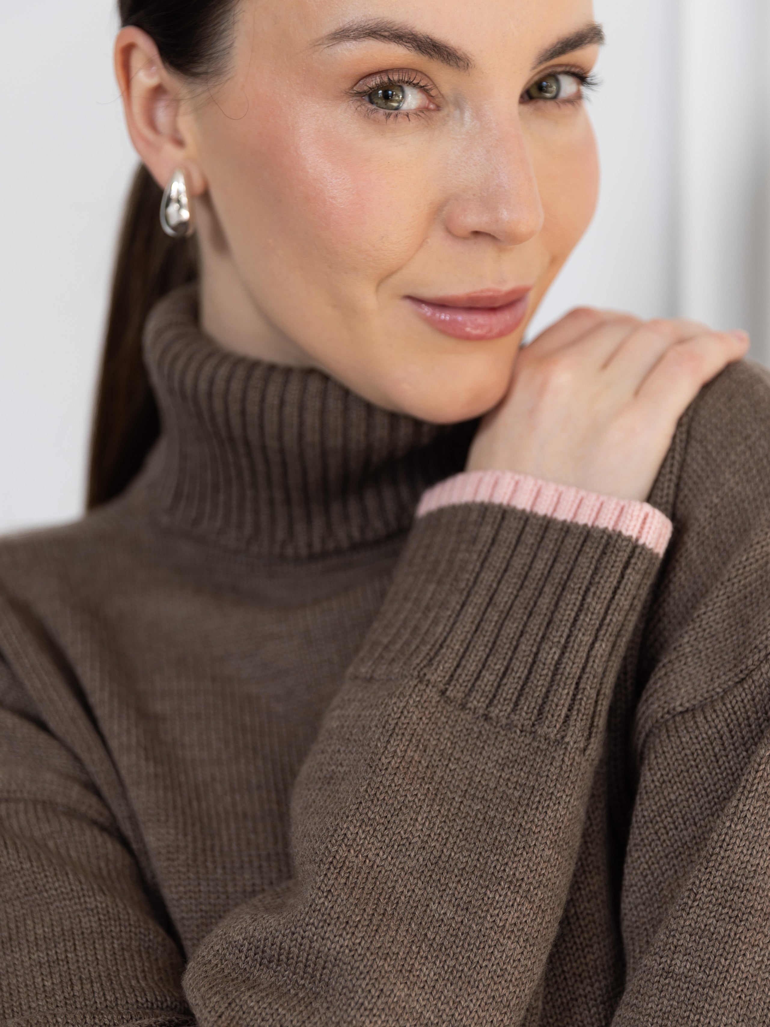 Sweter z golfem Caren