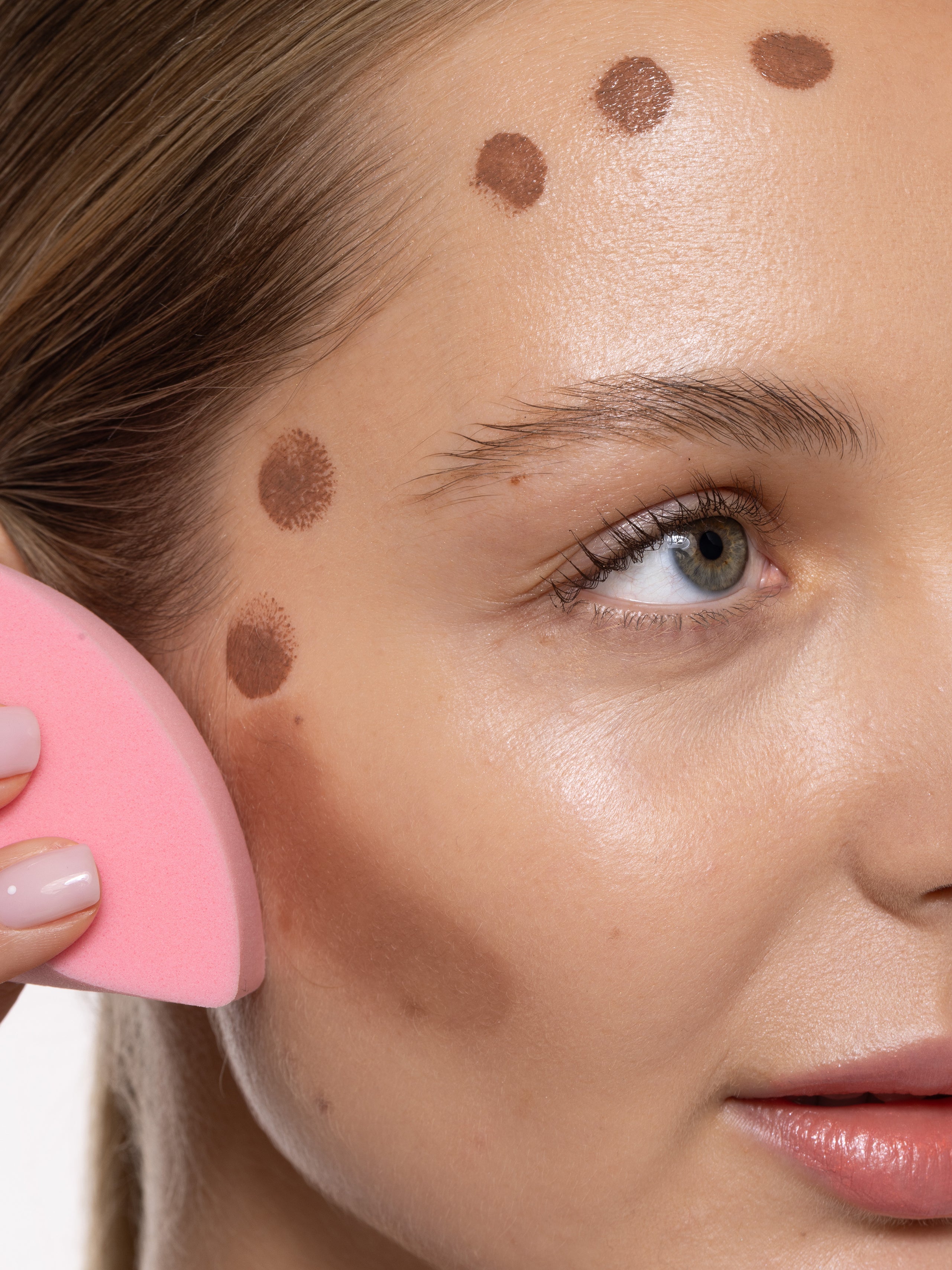 Kremowy bronzer w tubie